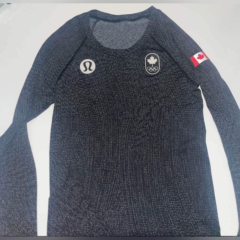 Lululemon long sleeve top